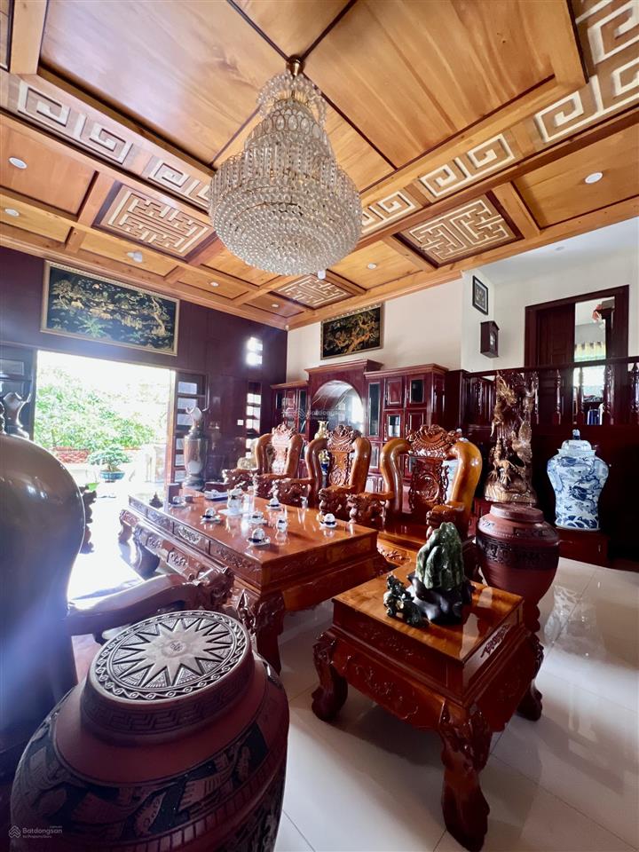 Biệt thự nội thất gỗ quý hiếm khu phú định, an dương vương