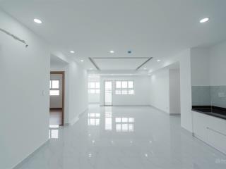 Bán căn hộ conic block a, diện tích 85m2, 2pn  2wc  2 lô gia, giá 2,6 tỷ. trả 450tr vào ở ngay