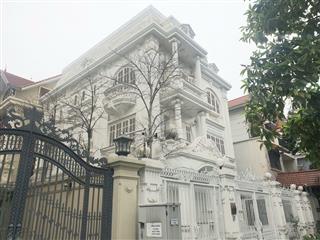 BÁN BIỆT THỰ KHU ĐÔ THỊ VIỆT HƯNG VINHOME RIVERSIDE,240M X 4 TẦNG MẶT TIỀN 17M