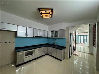 Bán nhà dân xây  đức giang  thượng thanh.
lô góc cực thoáng sáng  ô tô tránh nhau .  dt 46.5m2