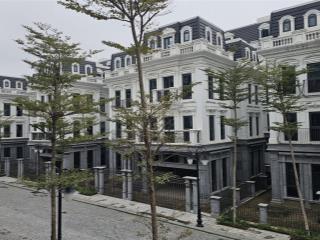 Bán căn biệt thự sunshine capital tây thăng long  bắc từ liêm. dt 315m2, mt 18m