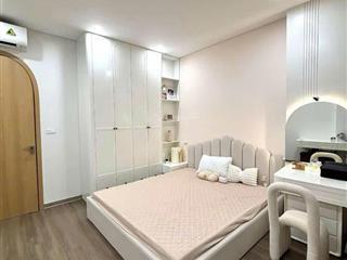 Chính chủ bán  nhà 2 mặt tiền  15m ra ô tô  50m ra phố phạm văn đồng  gần trường đoàn thị điểm.