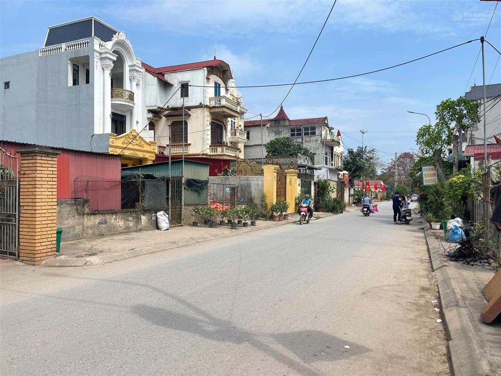 Cần bán 95m2 đất trục chính xã phụng công, trung tâm huyện văn giang giáp kđt ecopark!