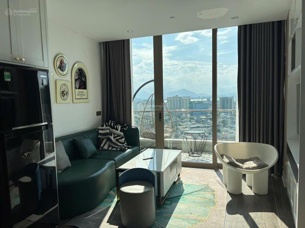 Cần cho thuê căn hộ hilton bạch đằng, 18tr/ tháng.  0905 843 *** duy đi xem căn hộ