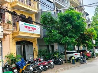 Siêu đẹp, toà nhà phố đỗ nhuận, 100m2, 8 tầng có hầm, vỉa hè, thuê 120 triệu, c hoà bình, 36,8 tỷ