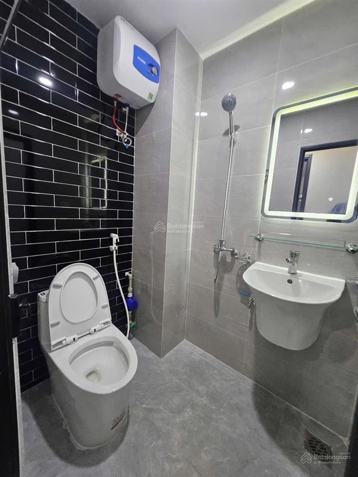 Bán nhà xuân đỉnh  lô góc 4 mặt thoáng
100m2  7 tầng  28 căn hộ  ngõ oto
bán 31 tỷ 130tr/tháng