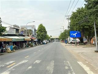 237m2 (full thổ)  đường xe hơi 7 chỗ  giáp ranh bình chánh. (không mồ mả, không qh)