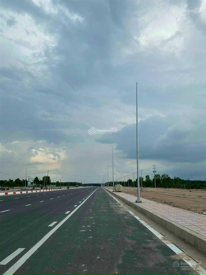 Bán đất mega2 ngay mặt tiền đường 25c kết nối vào sân bay quốc tế long thành