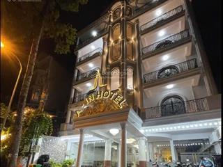 Cho thuê toà khách sạn 17 trần bình trọng phường 2 quận 5