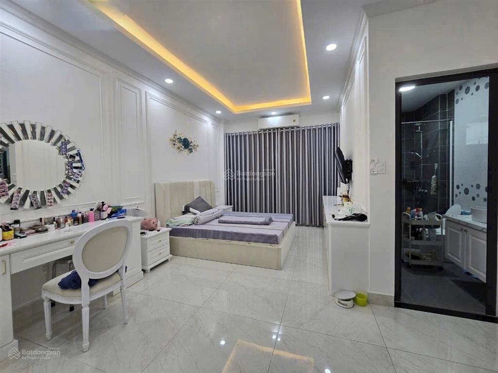 Cho thuê nhà đầy đủ nội thất đường 65 kdc tân quy đông, q7 dt 5x20m, 1trệt 3lầu 25tr  0902 428 ***