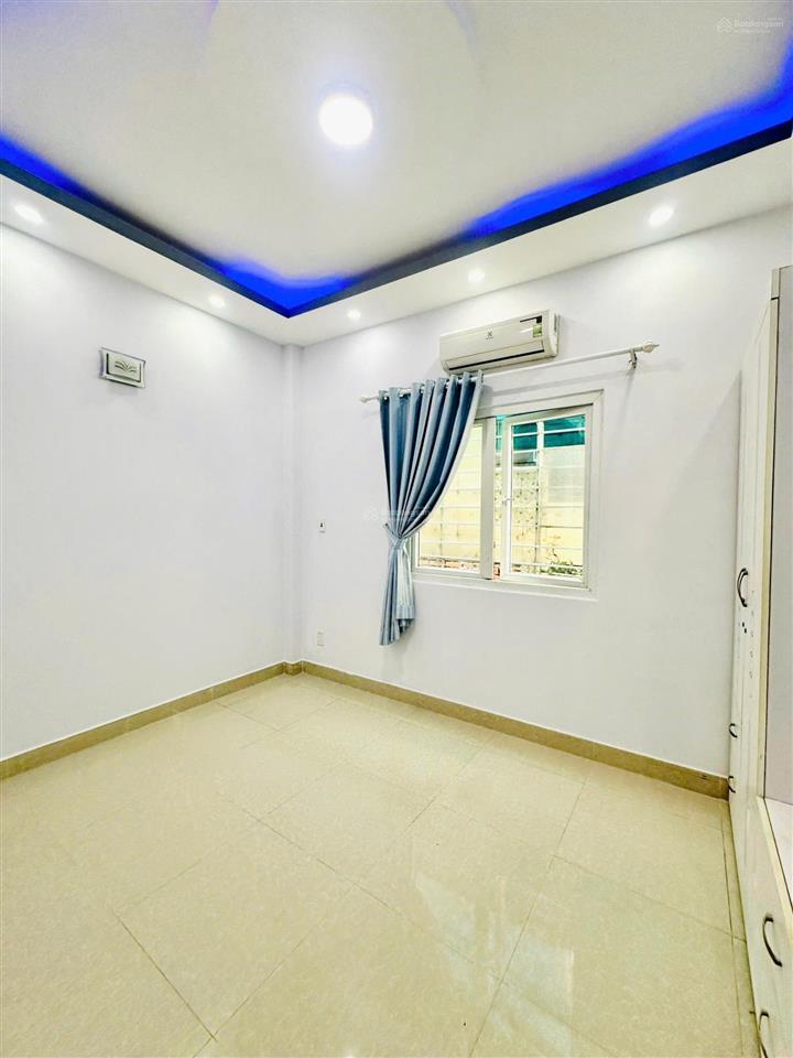 Cho thuê nhà đầy đủ nội thất đường 53 kdc tân quy đông, q7 dt 4x18m, 1 trệt 3lầu 20tr  0902 428 ***