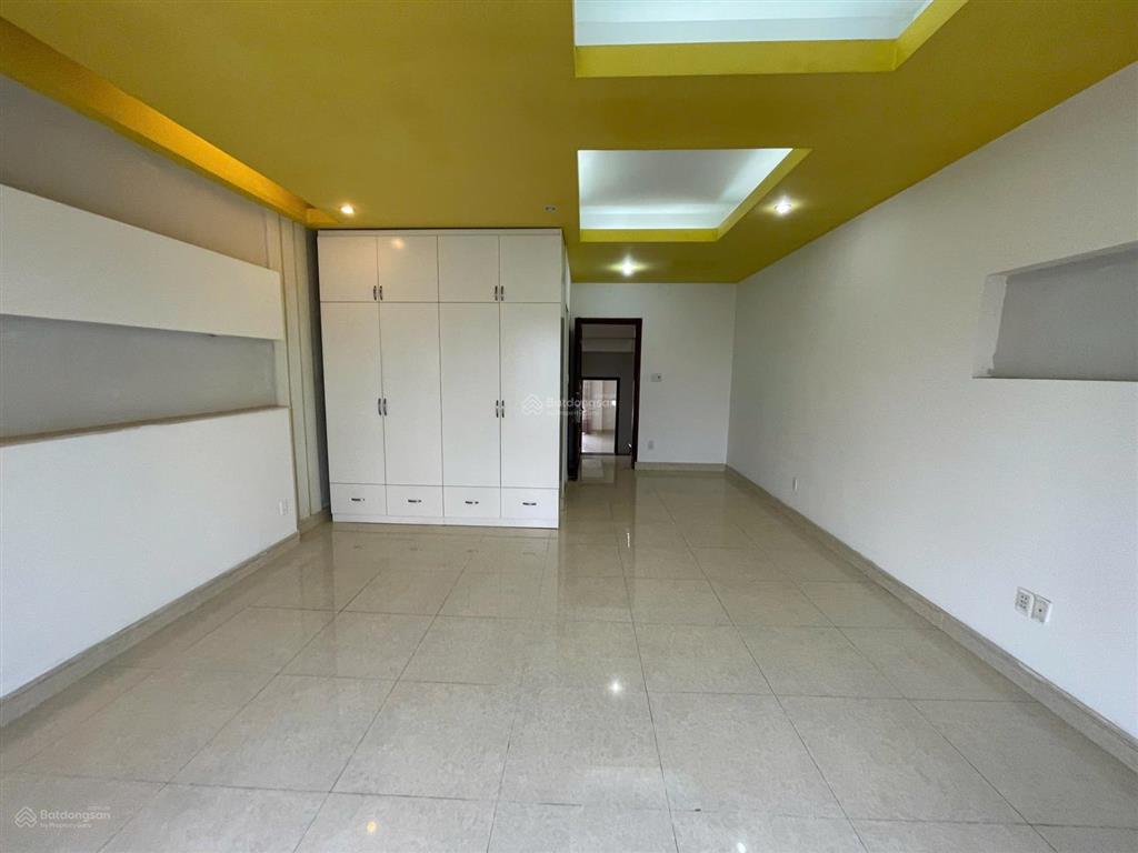Cho thuê nhà mặt tiền đường số 40 kdc an phú hưng, tân phong quận 7, 5pn 6wc 4x18m trệt 3 lầu