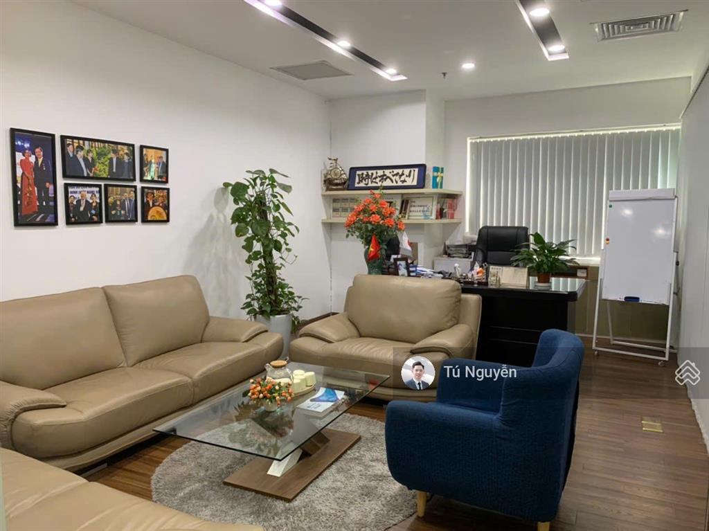 Bql tòa nhà golden palace mễ trì cho thuê văn phòng 500m² (có cắt lẻ) sẵn nội thất.  0974 024 ***
