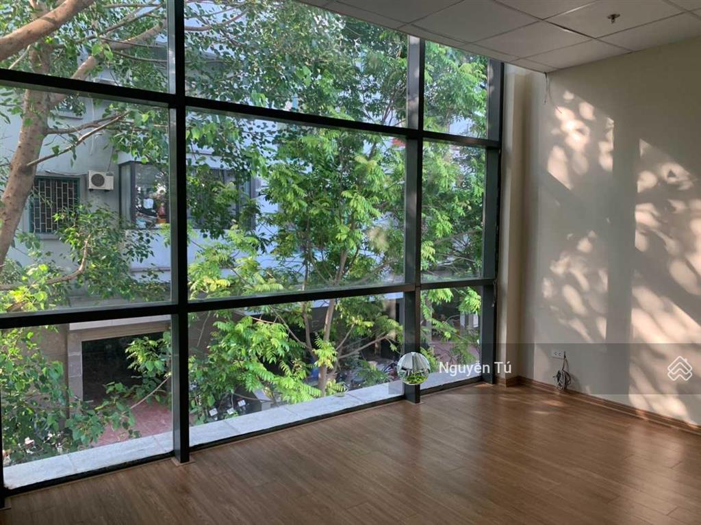 Bql cho thuê văn phòng toà fafilm 19 nguyễn trãi. dt 500m2 nội thất sẵn, vào luôn.  0974 024 ***