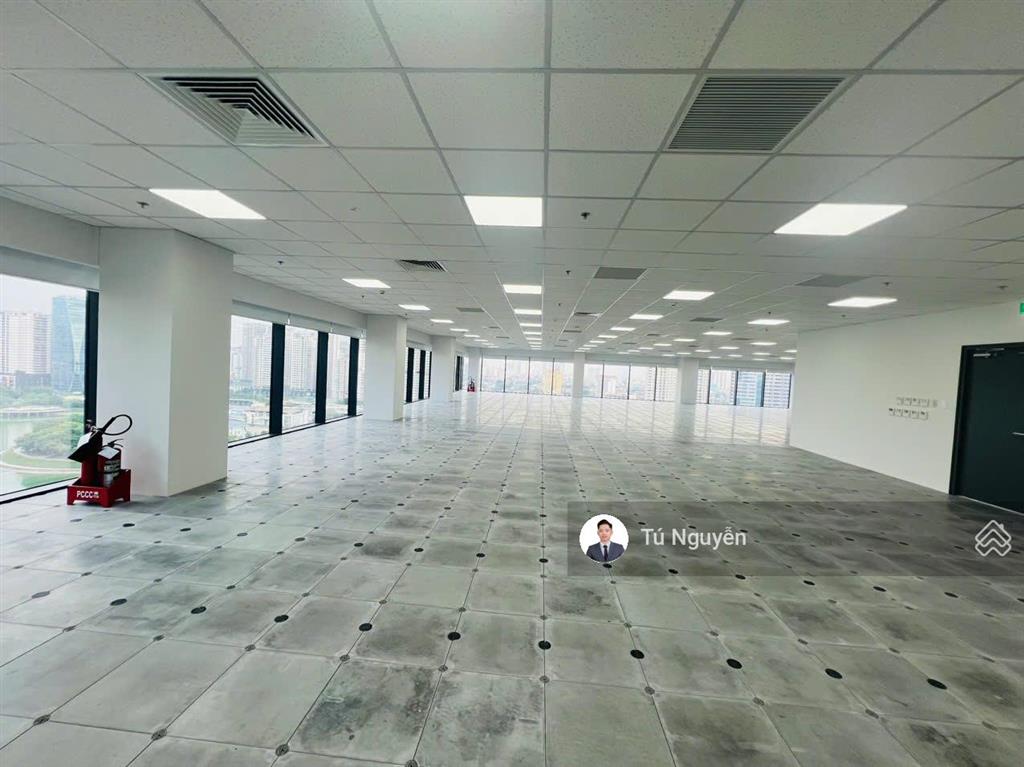 Toà nhà taisei square ha noi  khuất duy tiến cho thuê văn phòng. diện tích 1.246m2 cắt linh hoạt