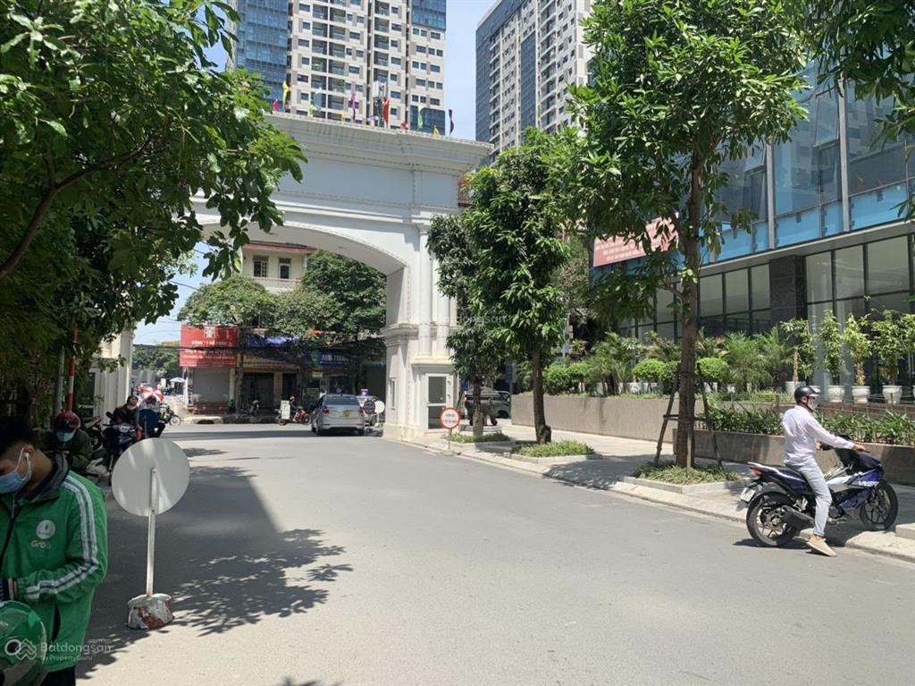 Bql cho thuê văn phòng tòa 90 nguyễn tuân, thanh xuân. diện tích 500m² (cắt lẻ từ 150m²) vào luôn