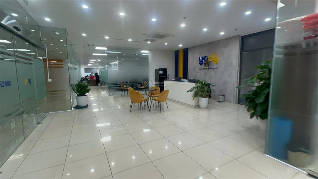 Bql cho thuê văn phòng tòa 90 nguyễn tuân, thanh xuân. diện tích 500m² (cắt lẻ từ 150m²) vào luôn