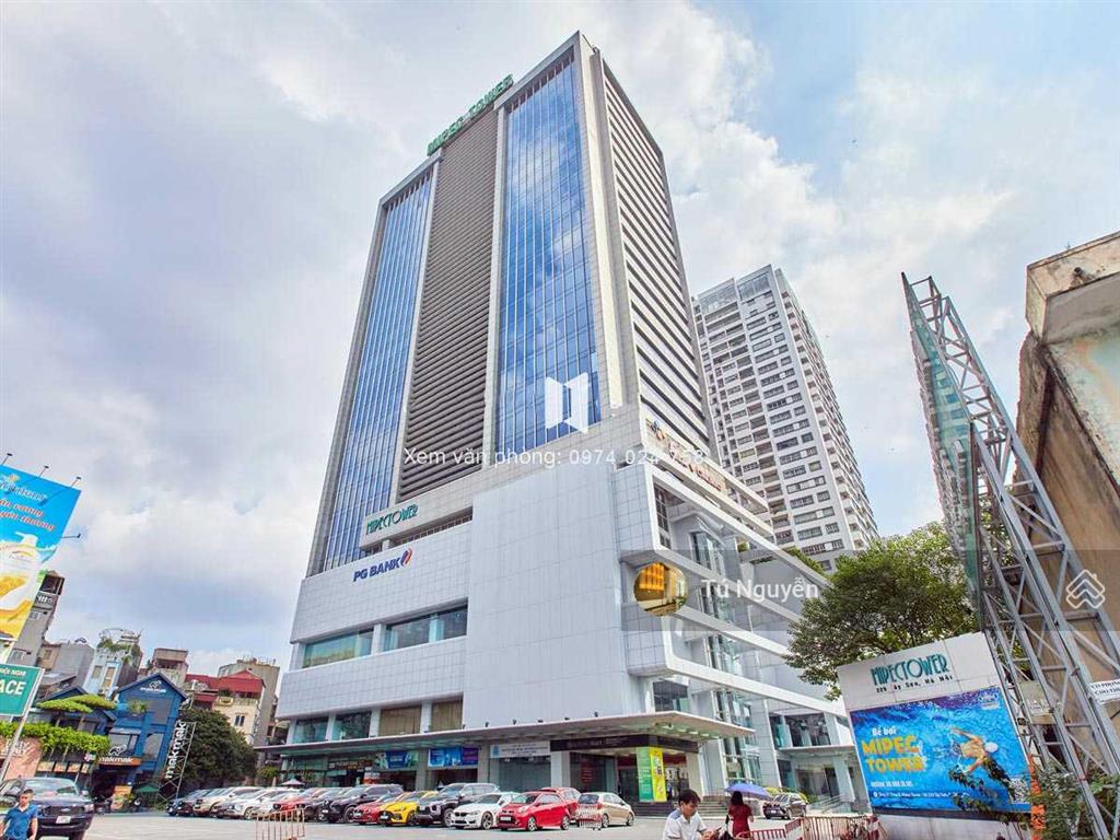 Bql cho thuê văn phòng mipec tower  tây sơn. diện tích 200m2 sẵn nội thất, vào luôn