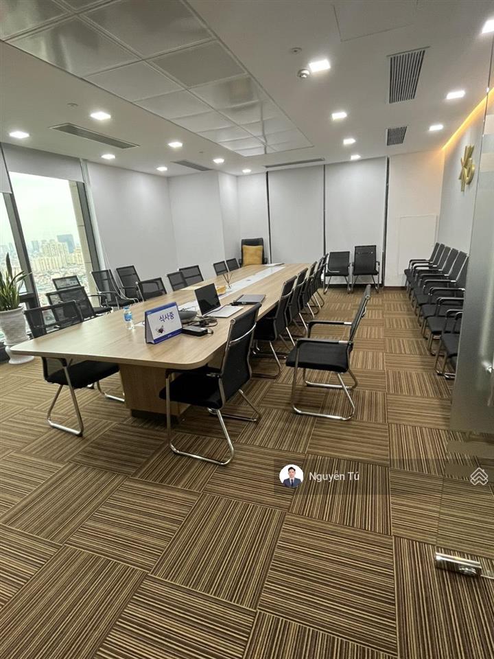Bql cho thuê văn phòng golden park 02 phạm văn bạch. diện tích 800m2 có thể cắt lẻ.  0974 024 ***