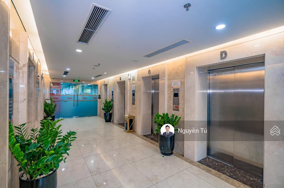 Cđt rox tower  54a nguyễn chí thanh cho thuê văn phòng. dt 1300m2 có cắt lẻ