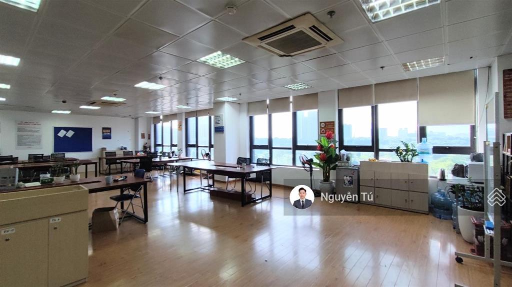 Bql cho thuê vp sẵn nội thất tây hà tower  tố hữu. diện tích 100m2  500m2 sẵn nội thất vào luôn