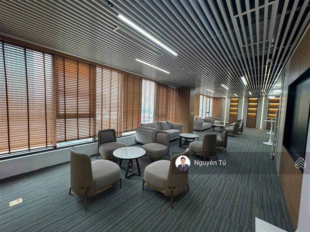 Toà nhà sao mai building 19 lê văn lương cho thuê văn phòng 410m2 sẵn nội thất (cắt lẻ linh hoạt)