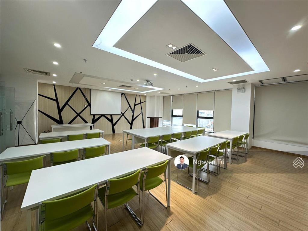 Toà nhà sao mai building 19 lê văn lương cho thuê văn phòng 410m2 sẵn nội thất (cắt lẻ linh hoạt)