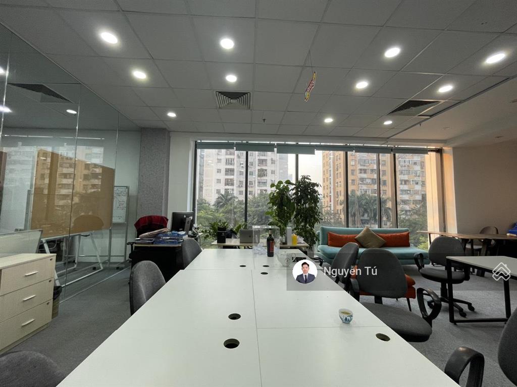 Cho thuê văn phòng tòa hapulico complex  thanh xuân. diện tích 300m² có chia nhỏ, sẵn đồ vào luôn