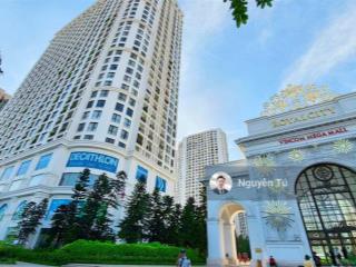 Chính chủ cho thuê văn phòng royal city r6 (cổng chính) 120m2, 280m2, 400m2 nội thất sẵn, vào luôn