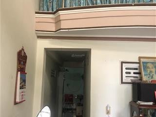 Bán nhà cấp 4 gác đúc hẻm oto lê hồng phong, phước long. nhà đối diện sân dưỡng sinh,công viên