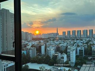 Căn hộ giá tốt 3pn108m2 10.6 tỷ bao trọn  view ban công tây bắc nhìn landmark