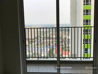 Tháp l  đã có sổ  8,25 tỷ bao trọn 93m2, 2pn, 2wc, nội thất cơ bản  ban công đông nam nội khu
