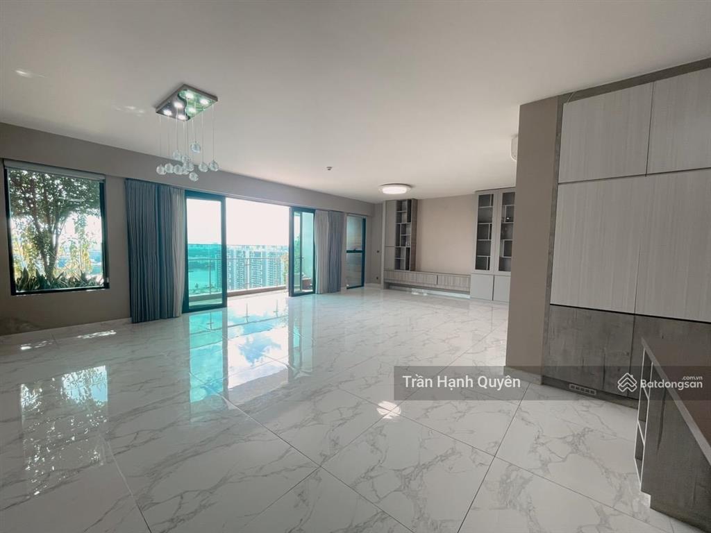 Căn hộ hoàn thiện cơ bản 238m2 4pn 29.5 tỷ all in. tầng cao đón gió. thang máy riêng đẳng cấp