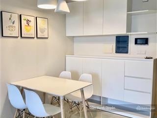 Giá hiếm nhất đang bán ra 7.6 tỷ bao trọn thuế phí  2pn  88m2 ban công đông bắc, tầng cao