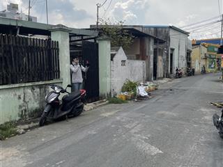Nhà giá rẻ đường phan văn hớn ngay chợ đai hải