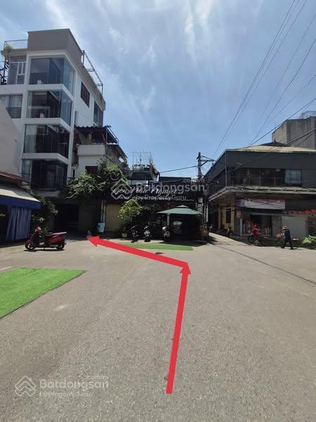 Cực hiếm, nhà trung tâm hà đông, chỉ hơn 4 tỷ, cách 1 nhà ra ô tô, gần ga tàu điện trên cao
