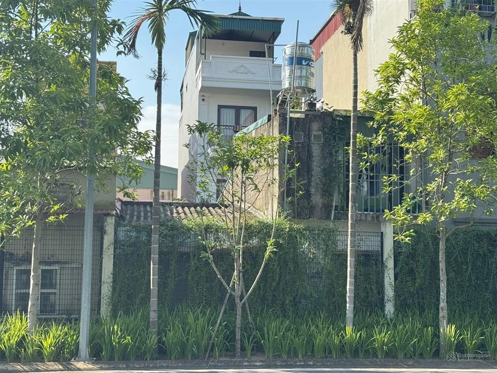 Chính chủ bán nhà c4 la khê, hà đông, 43m2, ô tô đỗ cửa, view công viên packcity, giá chỉ 9.5 tỷ