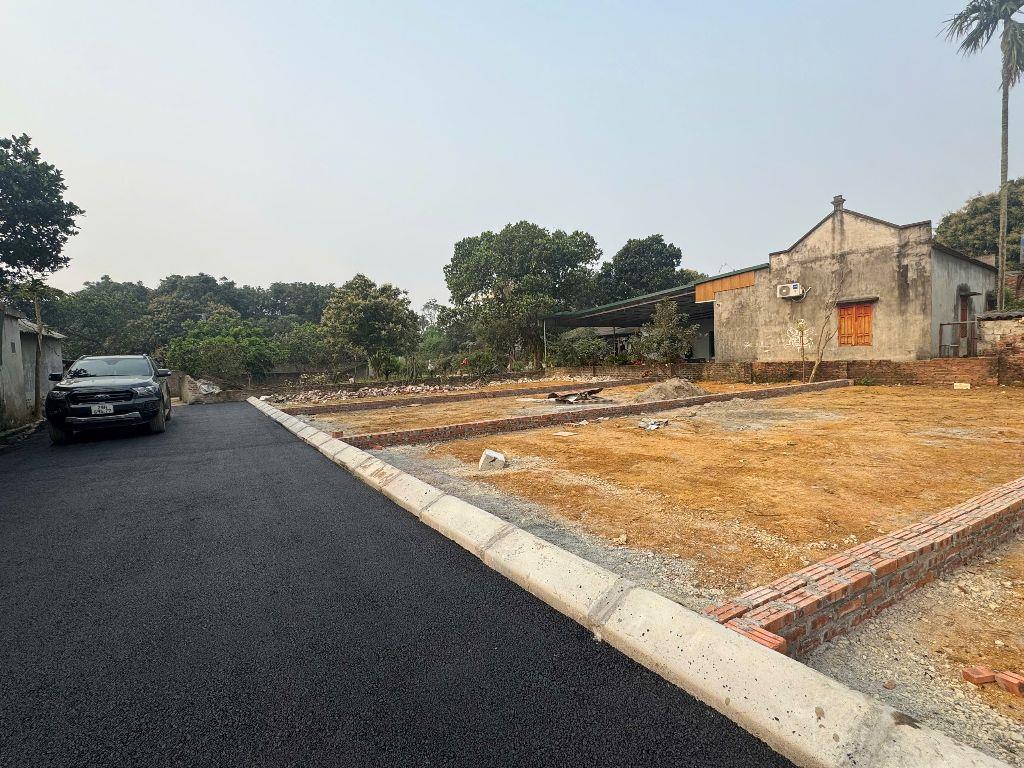 Chính chủ em bán 4 lô đất 100 m² thổ cư tất giá chi hơn 2 tỷ 1 lô