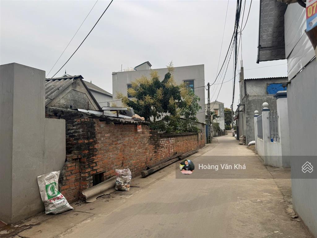 Chính chủ cậu em cắt bán 100 m2 toàn bộ đất ở giá chỉ hơn 2 tỷ
