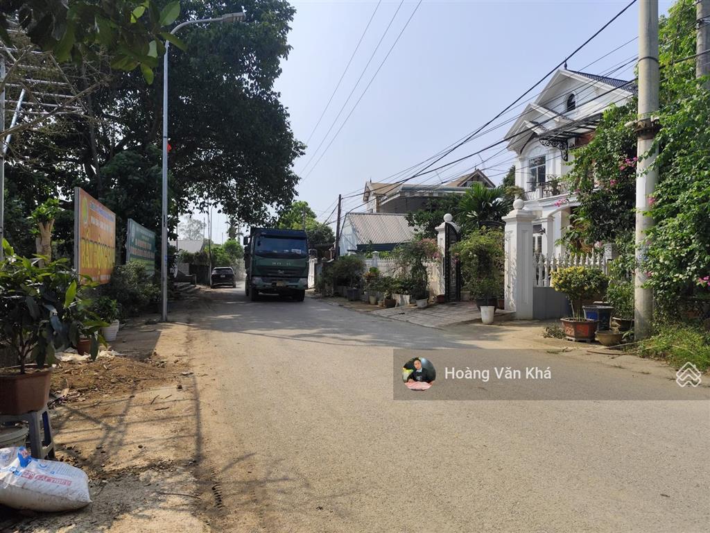 Chính chủ em cần bán 90 m2 mặt trục chính ap phan kinh doanh tốt, giá hơn 2 tỷ