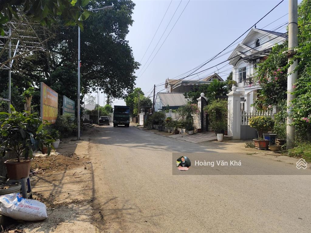 Chính chủ em cần bán 90 m2 mặt trục chính ap phan kinh doanh tốt, giá hơn 2 tỷ