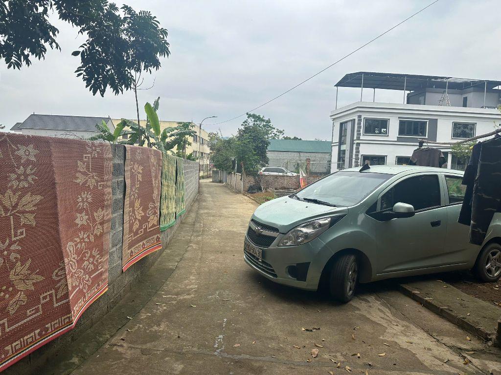 bán đất thổ cư trong dân xã Phú Cát diện tích 200 m2 có 100 m2 thổ cư 