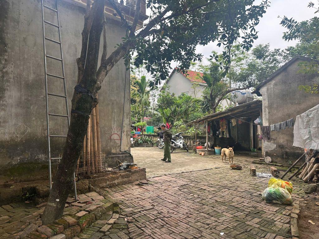 bán đất thổ cư trong dân xã Phú Cát diện tích 200 m2 có 100 m2 thổ cư 