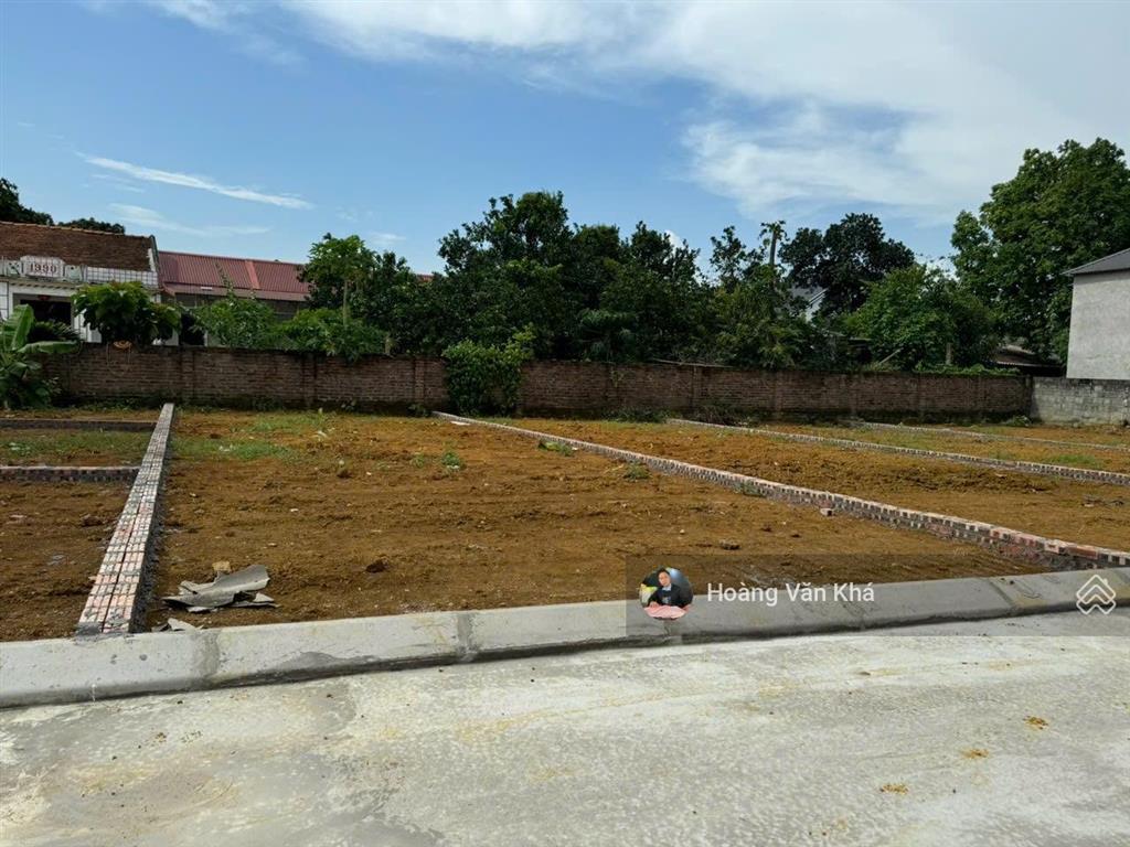 Bán đất nền tại phú cát, hà nội, 18,5 triệu / m2, 100 m2 toàn bộ đất ở, em còn 8 lô nữa
