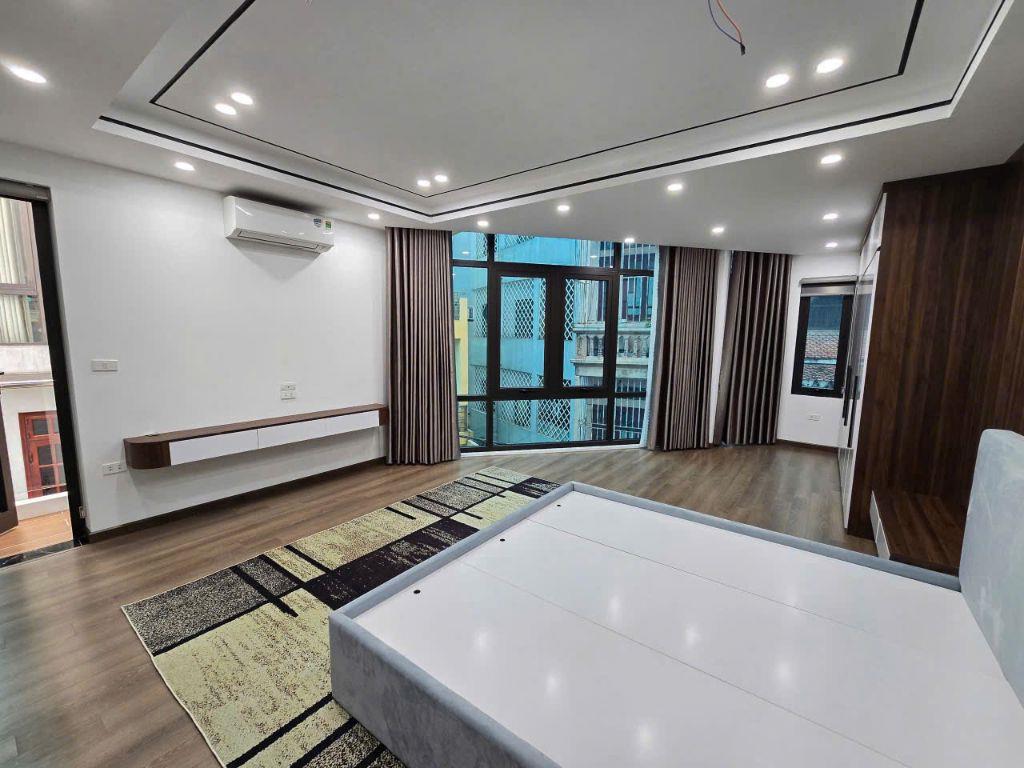 SIÊU PHẨM NHÀ PHỐ NGUYỄN VĂN CỪ LONG BIÊN - 2 MẶT THOÁNG – 7 TẦNG THANG MÁY Ô TÔ VÀO NHÀ - GIÁ CHỈ 13,55 TỶ TL!