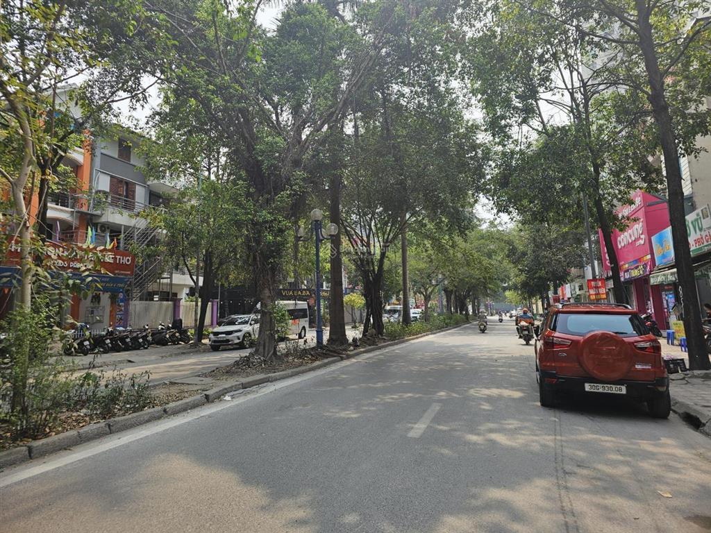 Hạ chào 5 tỷ cần thanh khoản gấp nhà mặt phố xa la