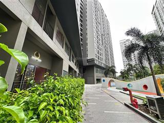 Cho thuê villa 2 tầng giá 10tr/tháng, view hồ bơi, full nội thất, ở liền, chung cư westgate