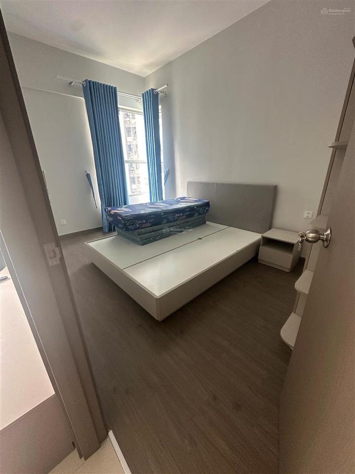 Bán gấp căn góc 2n+2vs 69m2 giá 3.25 tỷ, để lại toàn bộ nội thất như hình, view siêu phẩm block d