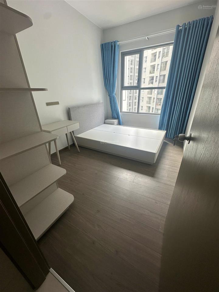 Bán gấp căn góc 2n+2vs 69m2 giá 3.25 tỷ, để lại toàn bộ nội thất như hình, view siêu phẩm block d