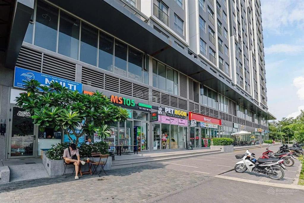 Bán gấp shophouse đẹp westgate, giá 15 tỷ, sổ sẵn, đang kinh doanh hđ 5 năm